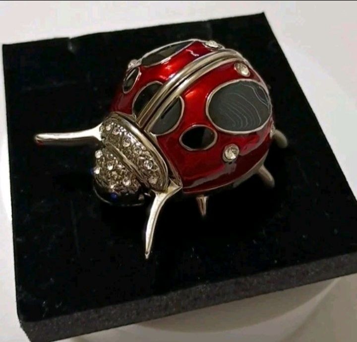 Waterbury Clock Co by Timex Mini Analog Ladybug Clock Collectible RARE