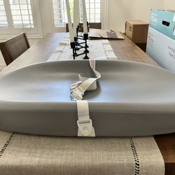 Hatch Grow Smart changing Table And Scale