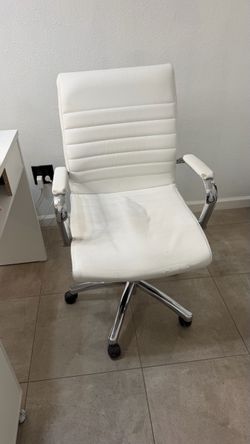 2 white manicure table chairs/ office chairs