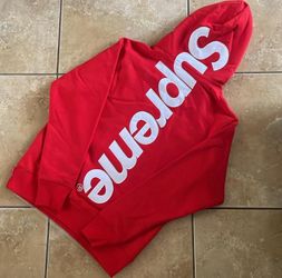 Supreme Hoodie 