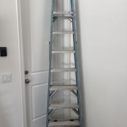 8’ Ladder