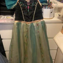 Disney Princess Anna Size 9-10 $20