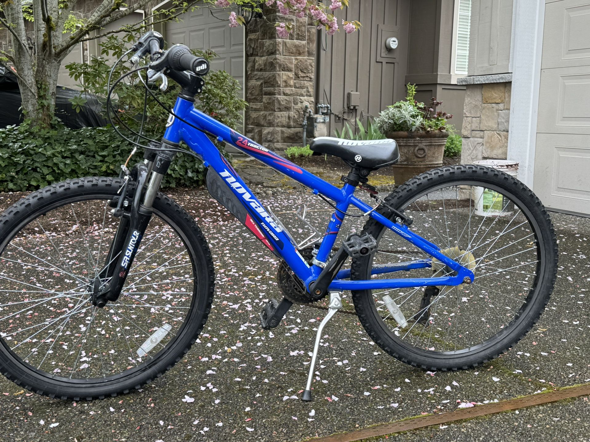 Novarra 24 Tractor mountain Bike