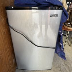 Mini fridge magic chef