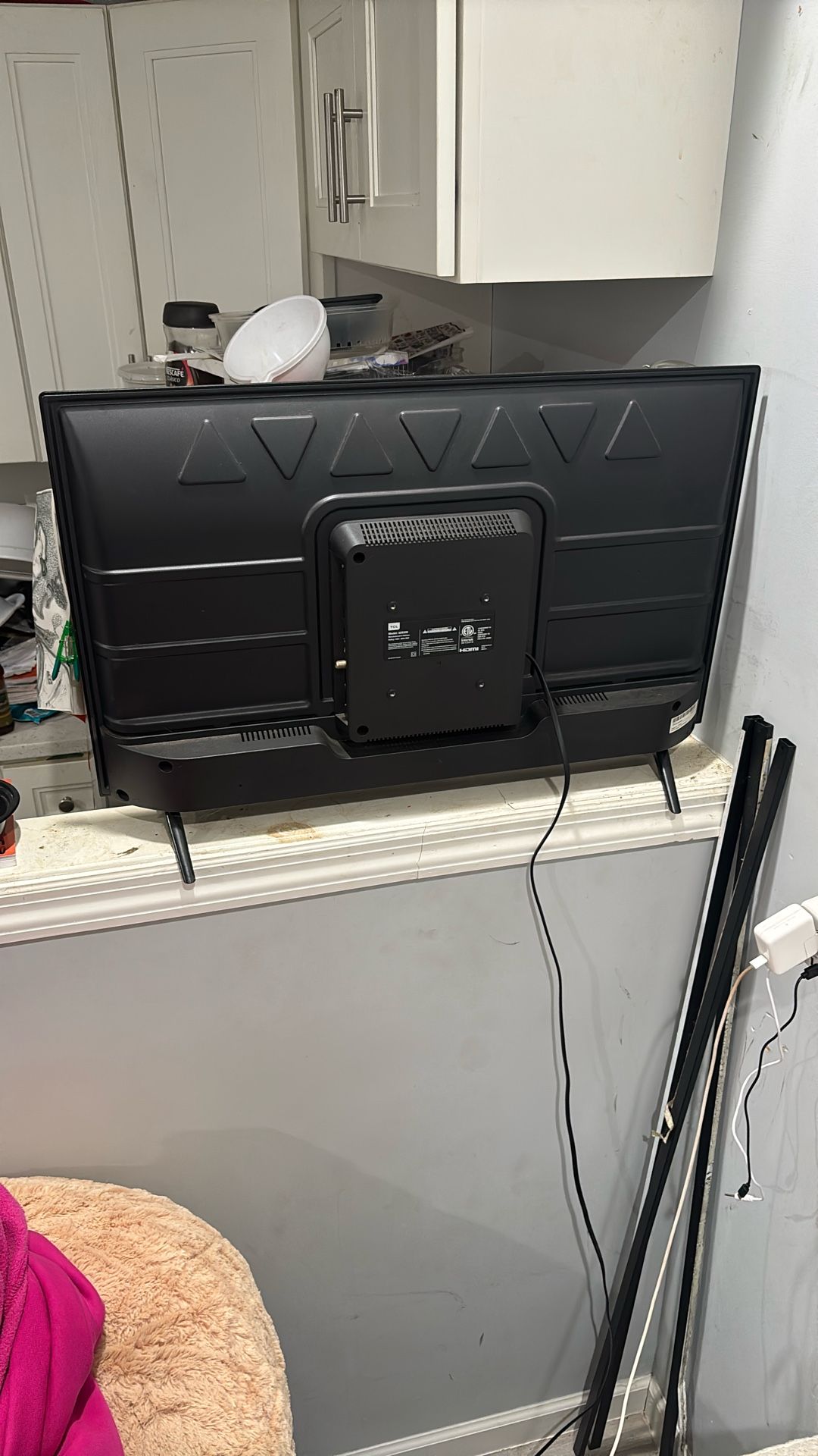 TCL Roku Smart TV – 43” (with Remote) – Excellent Condition – $125 OBO