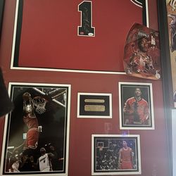 derrick rose autographed with certificate of authenticity