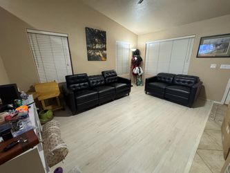 Caruthers 2-Piece Oversized Power Reclining Sectional – Black | $1,250 OBO