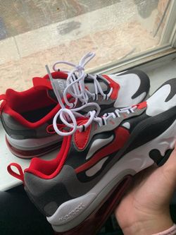 Nike AirMax 270 React.!!!!!$80 New never worn. Size 6.5 youth.