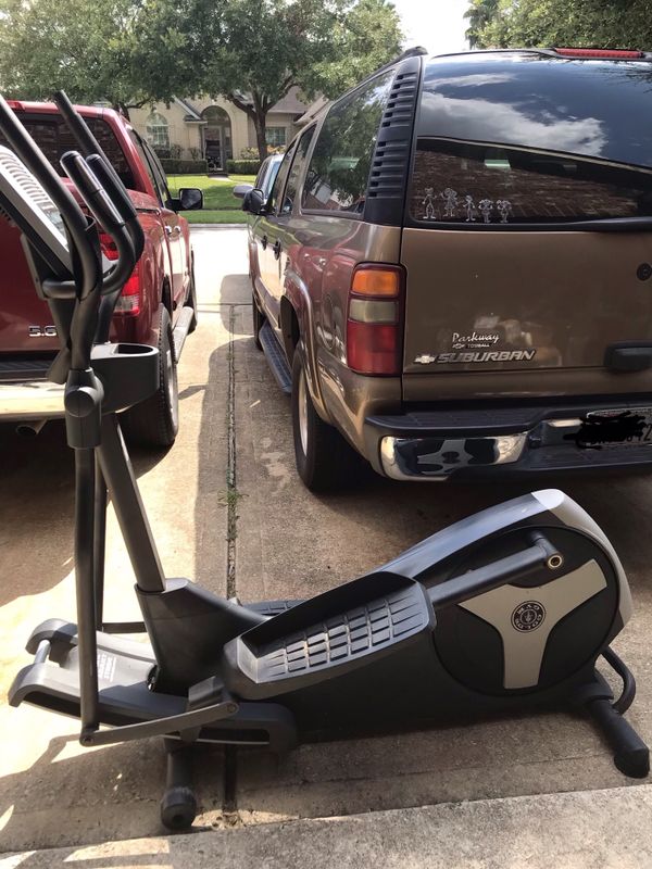 Golds Gym Elliptical for Sale in Houston, TX - OfferUp