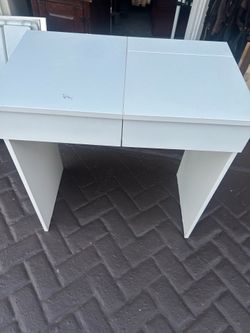 Girl table make up or desk