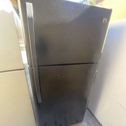 Top Freezer Refrigerador Good Condition 3 Month Warranty Delivery Aviable 