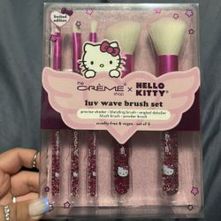 Hello Kitty Creme Shop Brush Set
