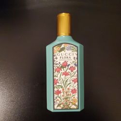 Gucci Flora Perfume 