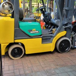 Forklif Komatsu 