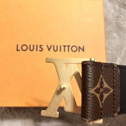 MENS LOUIS VUITTON Size 40