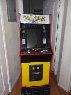 Pac-Man/ Games Machine