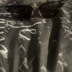 2 PAIR OF TOM FORD SUNGLASSES 