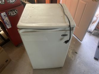 Small Refrigerator