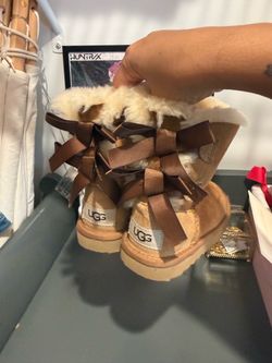 Ugg toddler boots