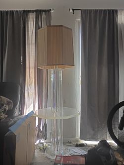 RETRO PLEXIGLASS TABLE ATTACHED TO LAMP WITH SHADE