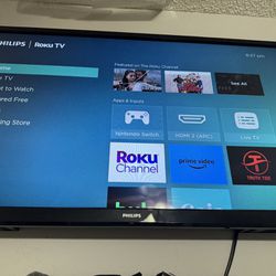 Phillips Roku Tv With Wall Mount 