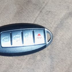 Nissan Key Fob Brand New 