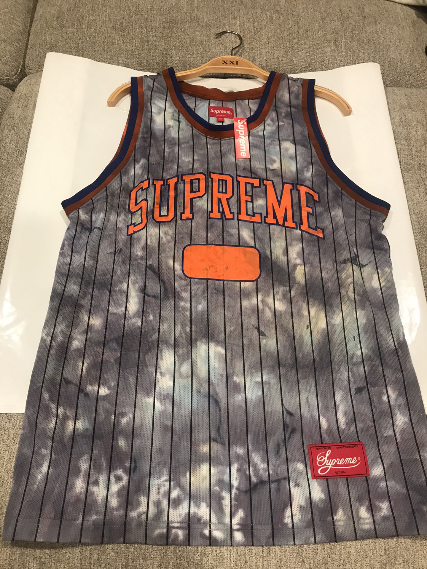 Supreme Jersey size medium (authentic)