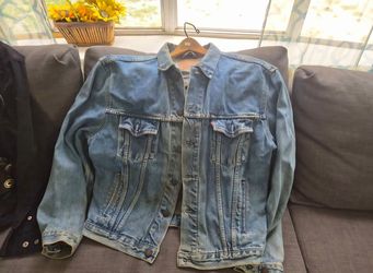 Levi jean trucker jacket