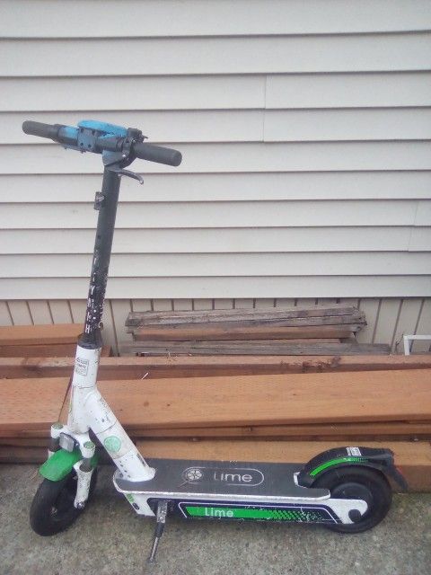 E-scooter (Formerly Lime) Scooter - Make Offer!2