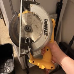 Dewalt Circle hand saw, best offer