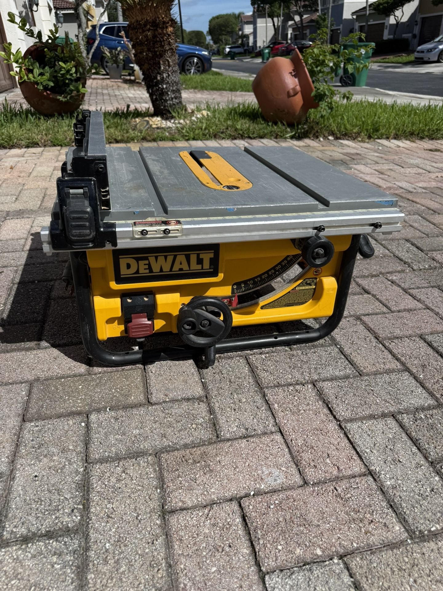 Dewalt Table Saw