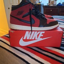 Nike Air Jordan 1 Mid Reverse Banned Sz 14