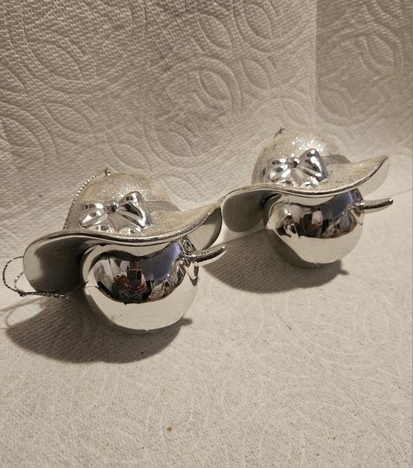 CHRISTMAS SET OF SILVER SNOWMAN HEADS W/HAT CERAMIC HANGING ORNAMENT DECORATION