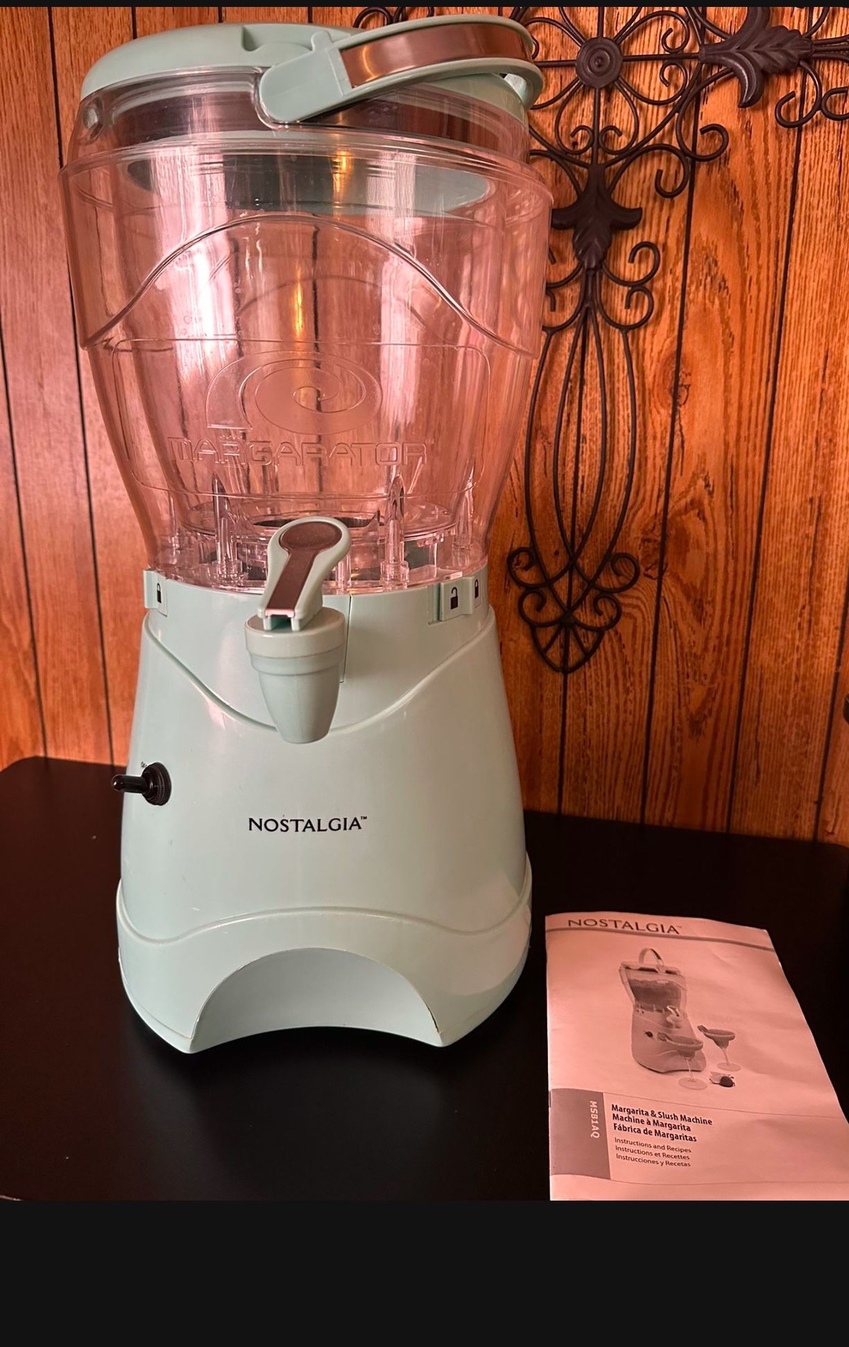 Nostalgia Margarita & Slush Machine