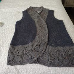 SWEATER VEST/ SIZE XLG/