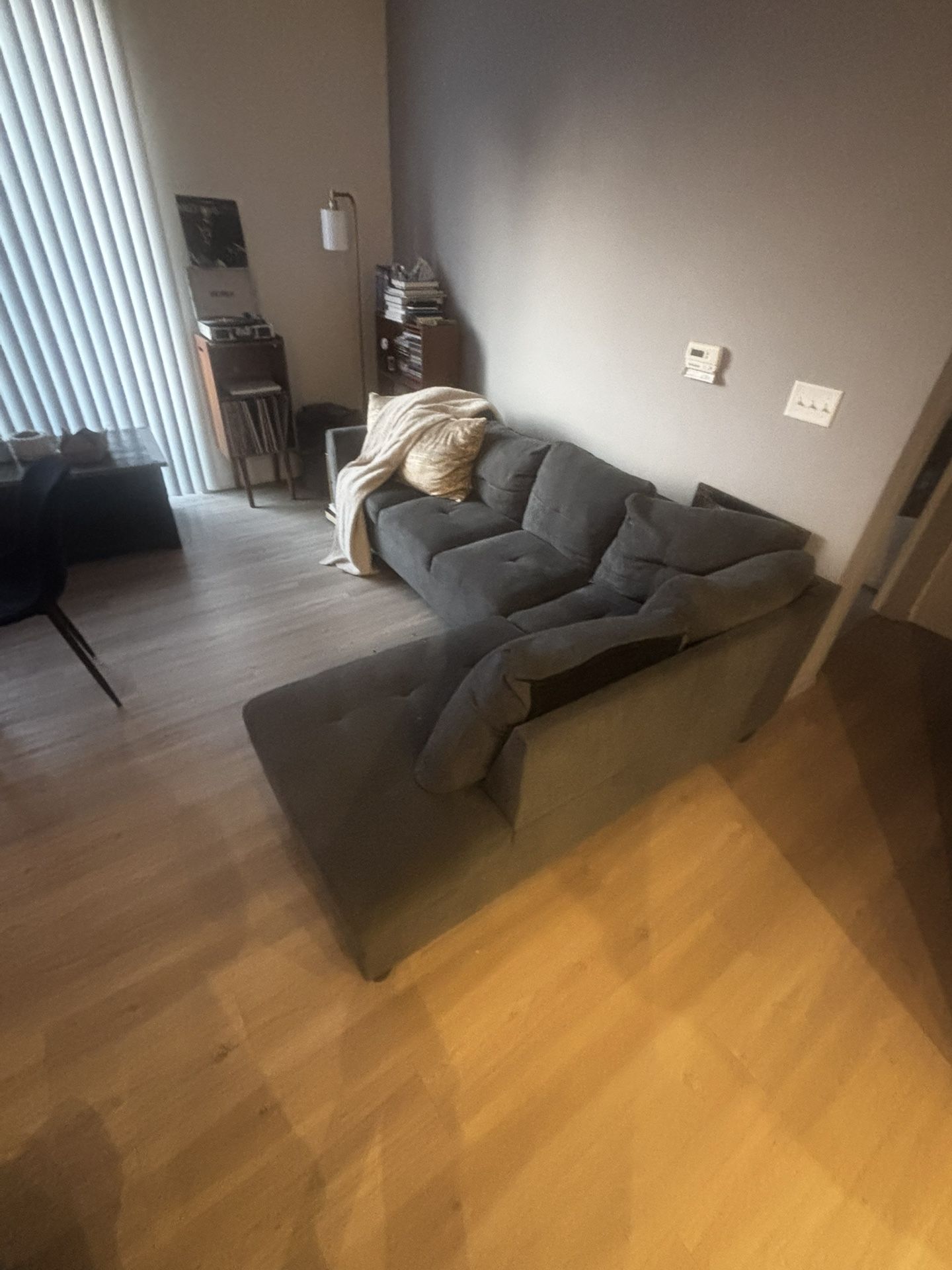 L Sectional Couch 