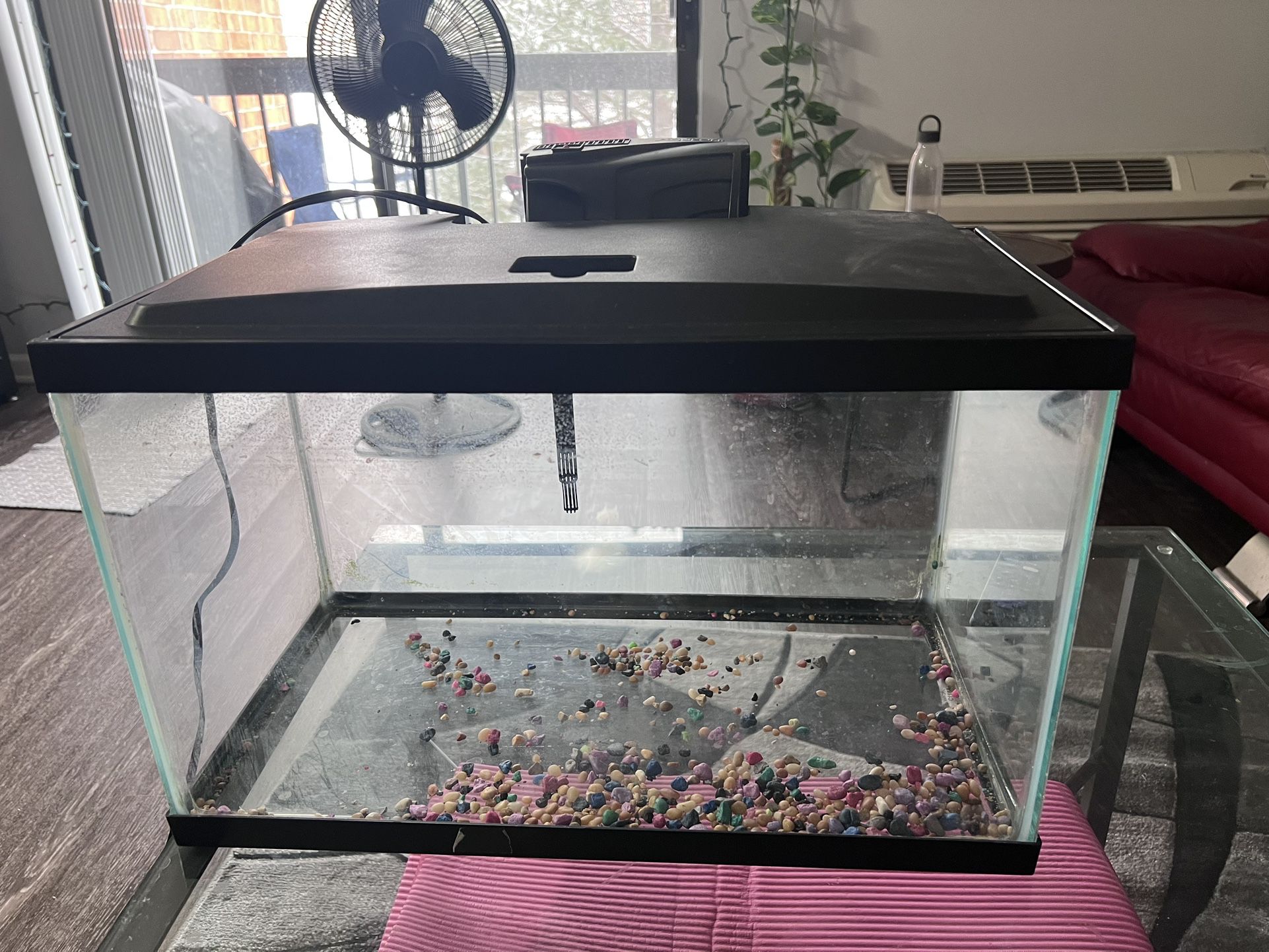Aquarium Tank With Lid, Filter & Light