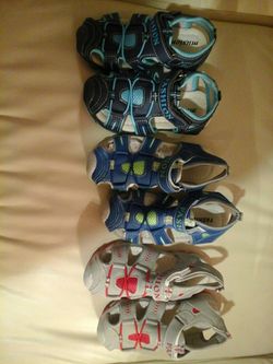 Kids sports sandals size 12c