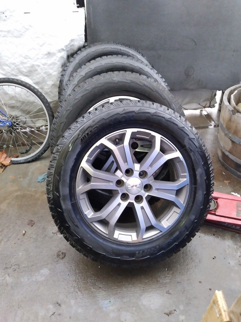 19 Inch Spike Tires Only Used Once With Rims
