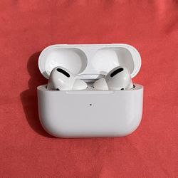 AirPods Pro 1st Gen w/ Case – Good Condition!