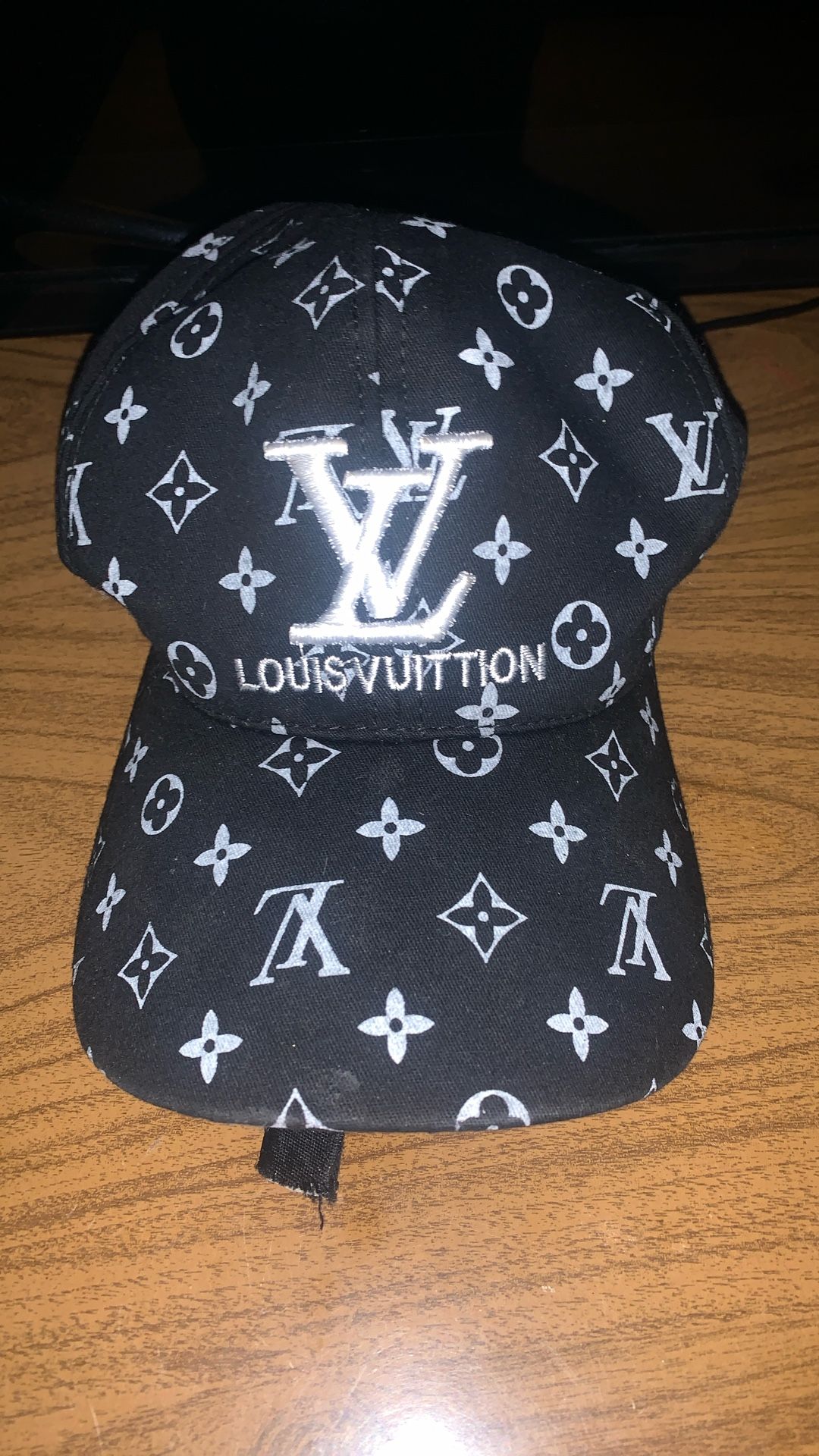 Lv Hat 