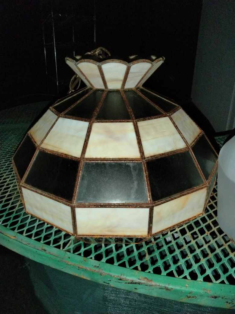 15 Inch Vintage Slag Glass Tulip Shade Lamp