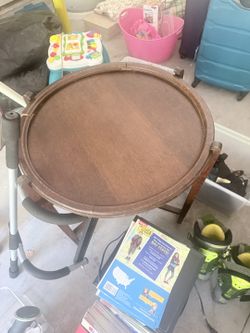 Antique Round Walnut Accent Table – 36" x 28"H