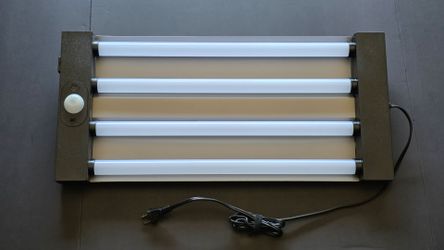 7000 Lumen 2ft Linkable Led shop light with motion sensor