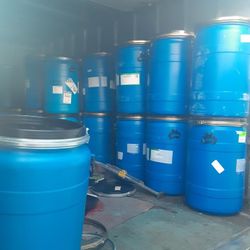 30 Gallon Plastic Barrels With Handles