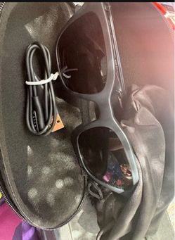 Bose Frames Audio Sunglasses with Charging Cable