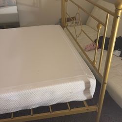 Golden steel bedframe & Matress
