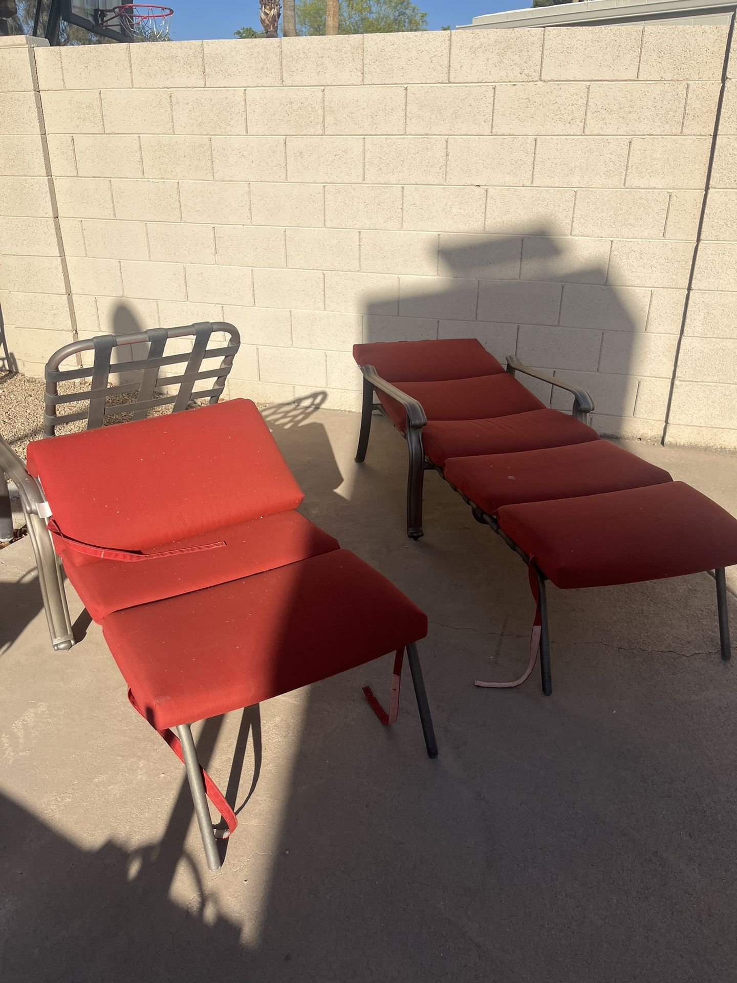Sun Tanning Chairs