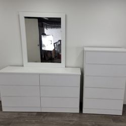 Dresser Whit Mirror And Chest - Cómoda Con Espejo Y Gavetero 