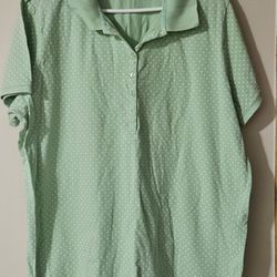 2X Woman's Falls Creek Green, White Polka Dots short sleeve top